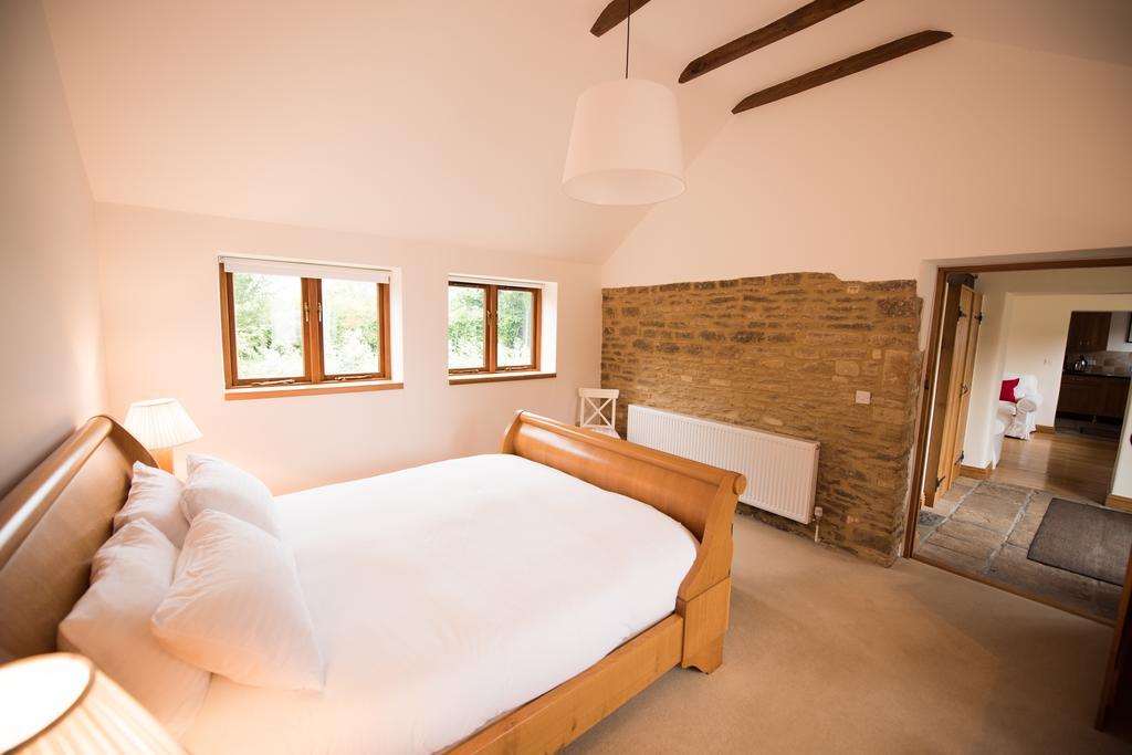 Villa Whitley Coach House Camera foto