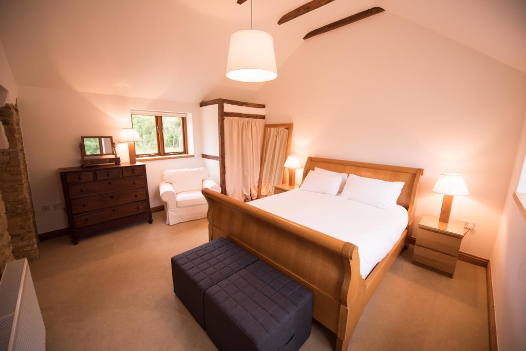 Villa Whitley Coach House Camera foto