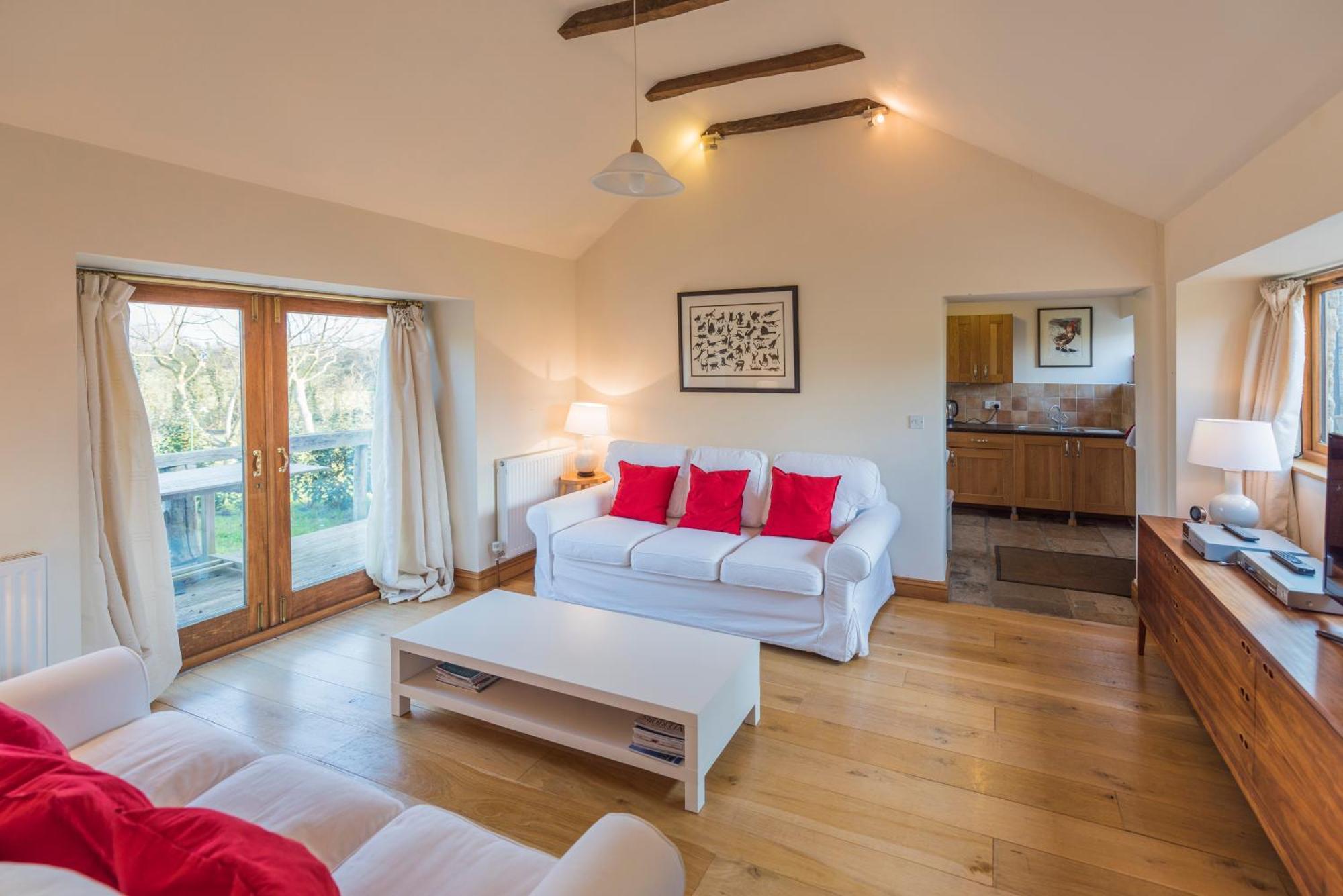 Villa Whitley Coach House Esterno foto